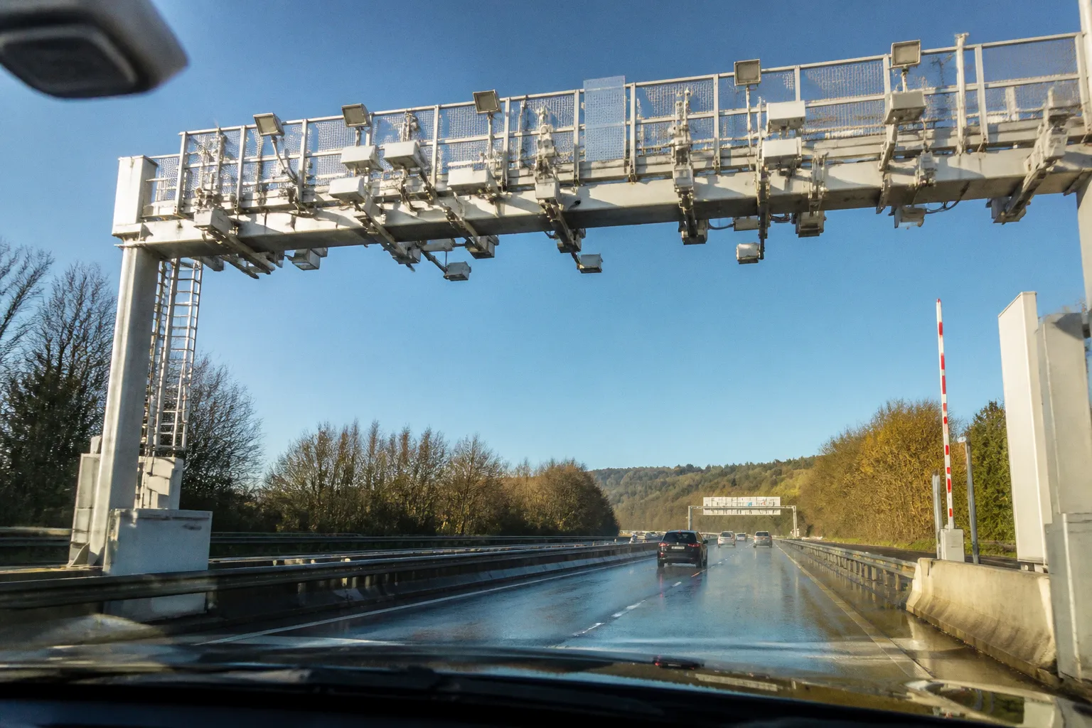 Péage d'autoroute en France : 4 solutions pour payer